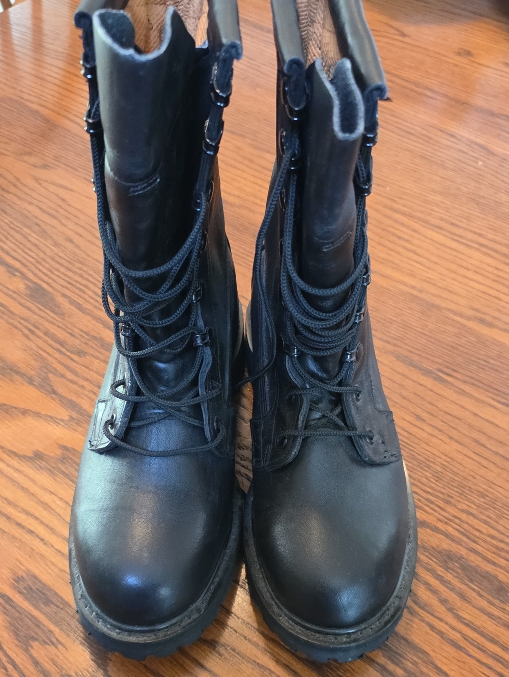 Wolverine Black Leather Lace-Up Combat Boots with Side Zip